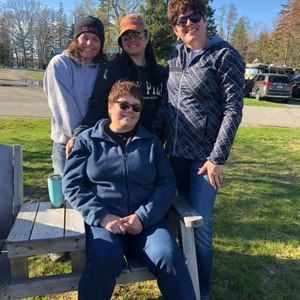 Meet your Posher, Louise